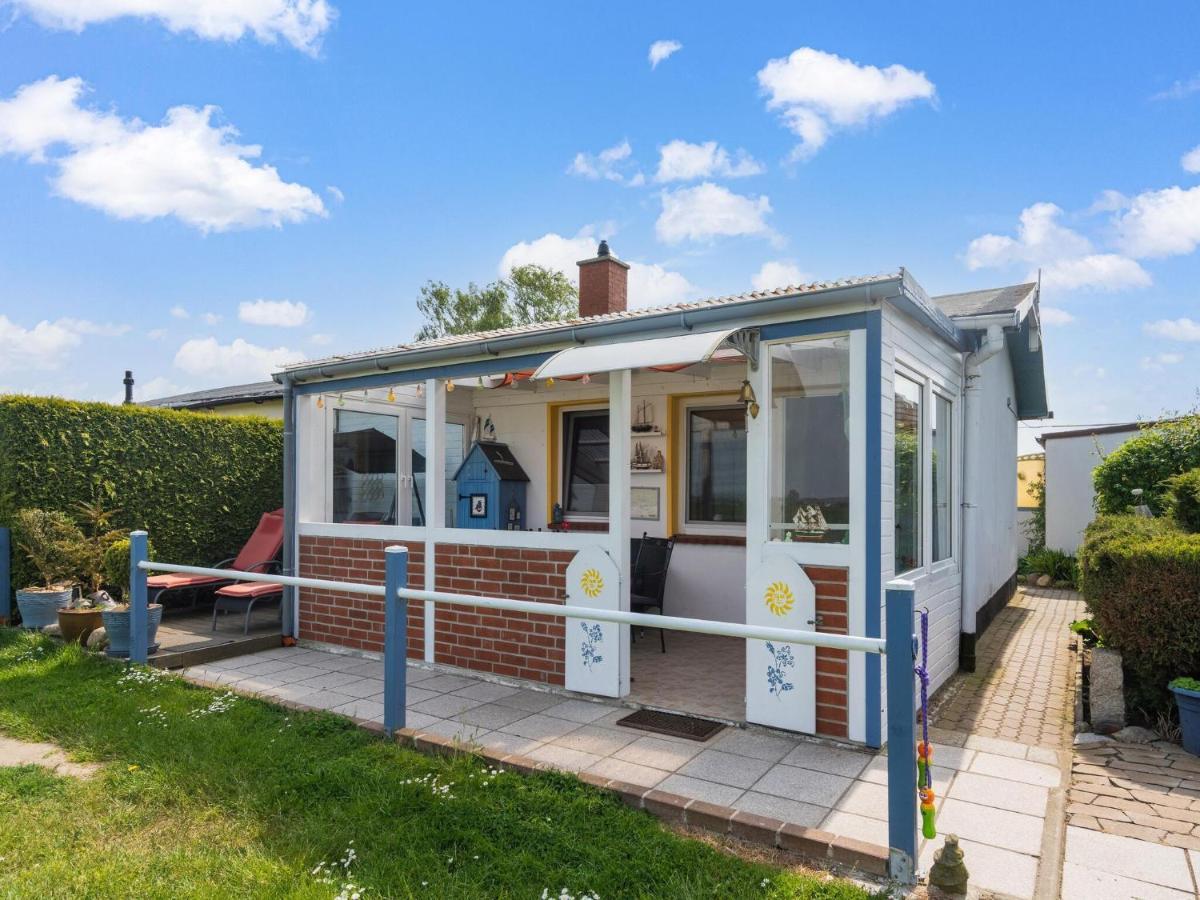 Beautiful Bungalow In Poel Near The Beach Fahrdorf  외부 사진